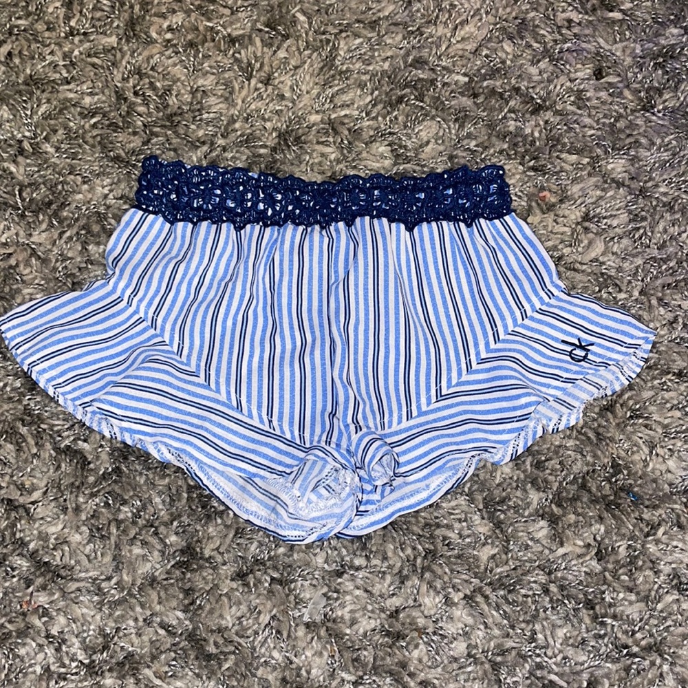 🦋Calvin Klein Blue stripe shorts
